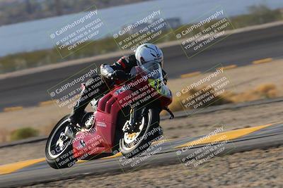 media/Dec-18-2022-SoCal Trackdays (Sun) [[8099a50955]]/Turn 14 (940am)/